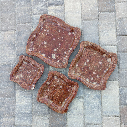 Sunflower swoopy square plate (10 inch)