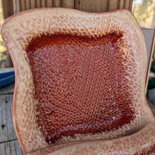 Knit Stitch swoopy square plate (6 inch)