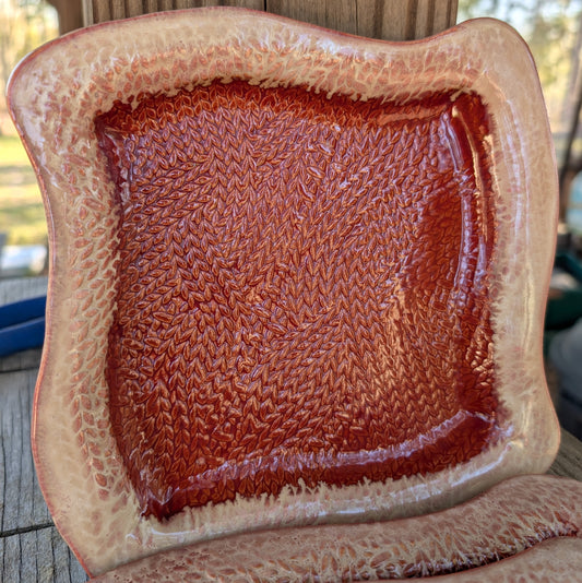 Knit Stitch swoopy square plate (7.5 inch)