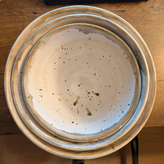 Nesting Mixing bowls (set of three; stoneware)