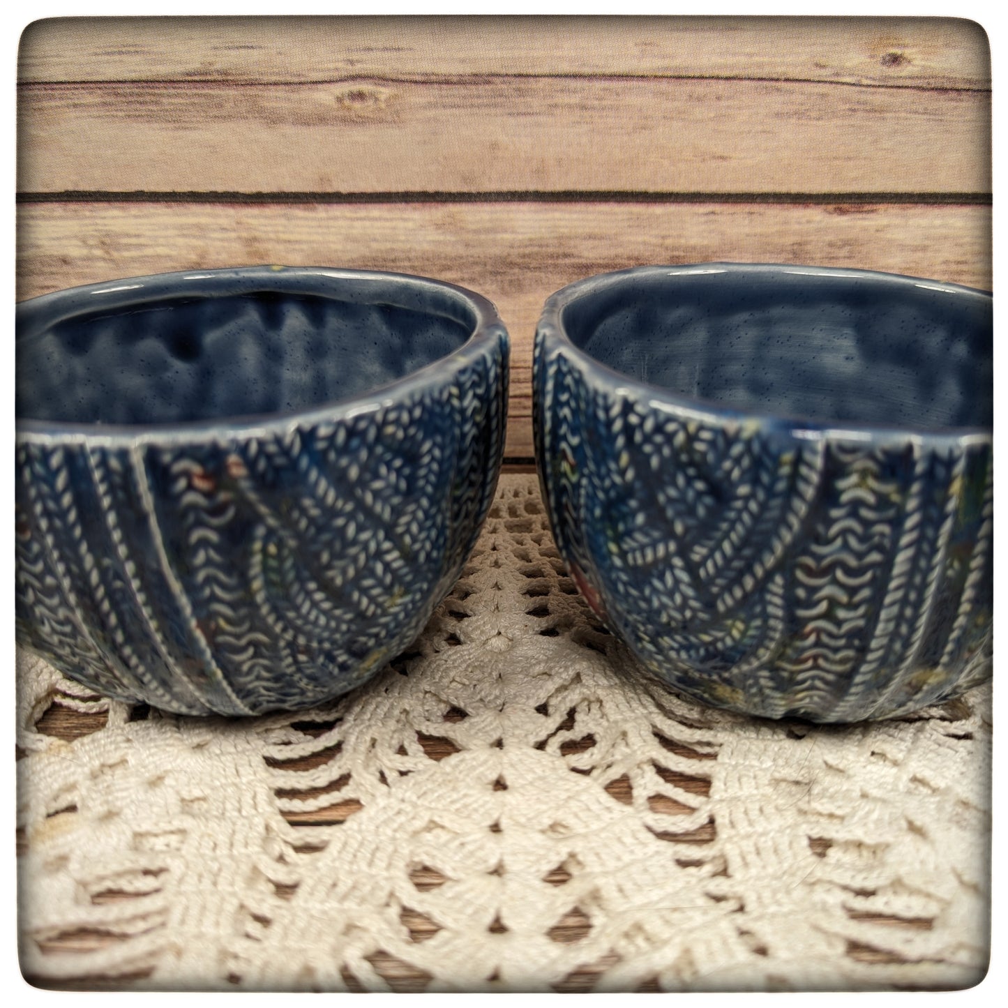 Cabled Sweater bowl (small)