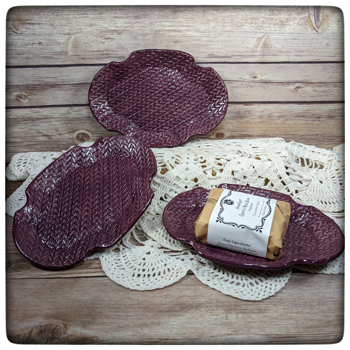 Knit Stitch soap dish (oval scalloped)