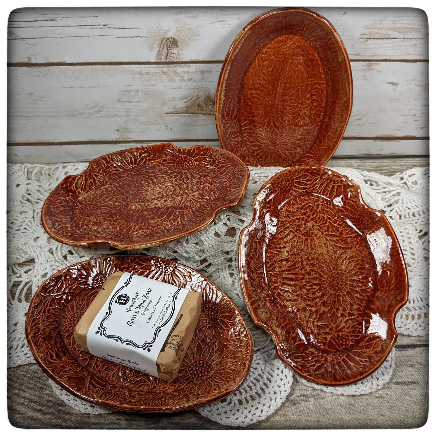 Sunflower soap dish (oval)