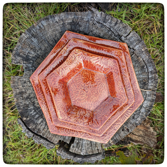 Sunflower hexagon dish (8.5 inch)