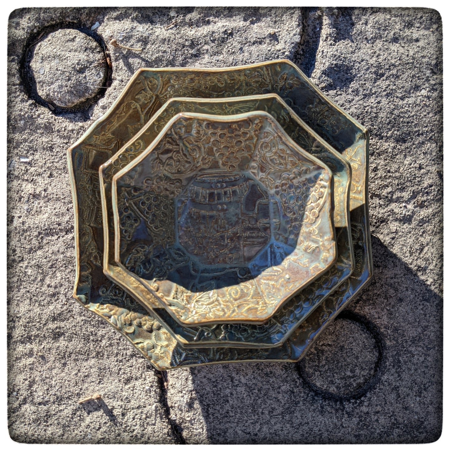Wine octagon dish (5 inch)