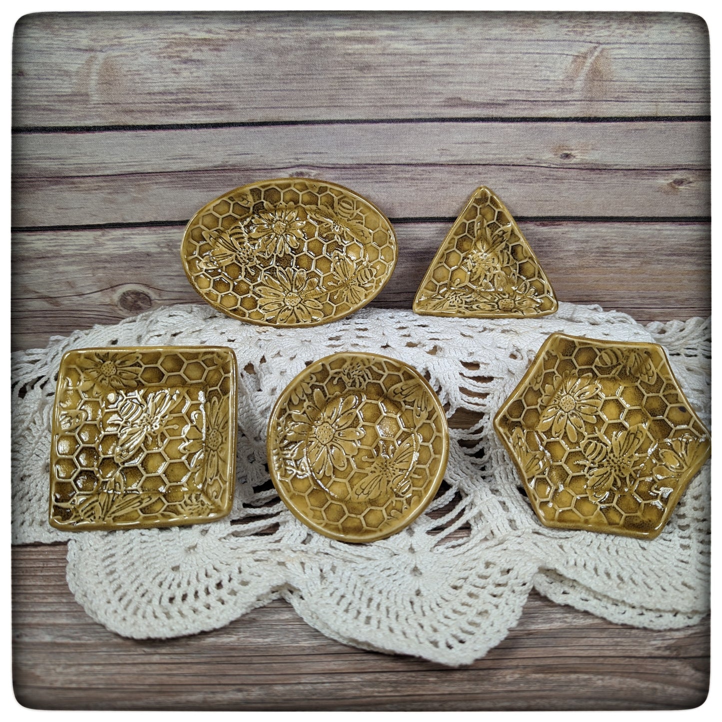 Tiny Trinket dish (honeycomb)