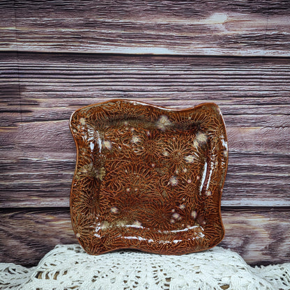 Sunflower swoopy square plate (7.5 inch)