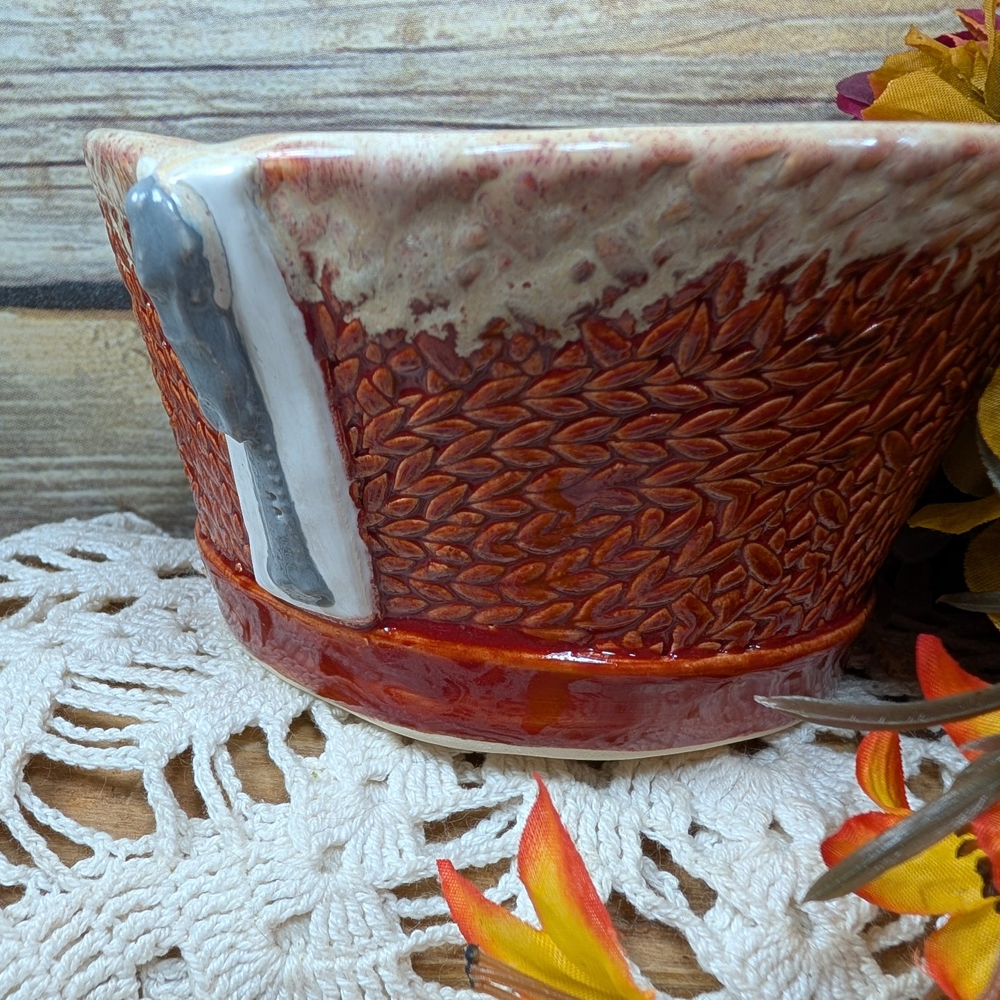 Knit stitch bowl
