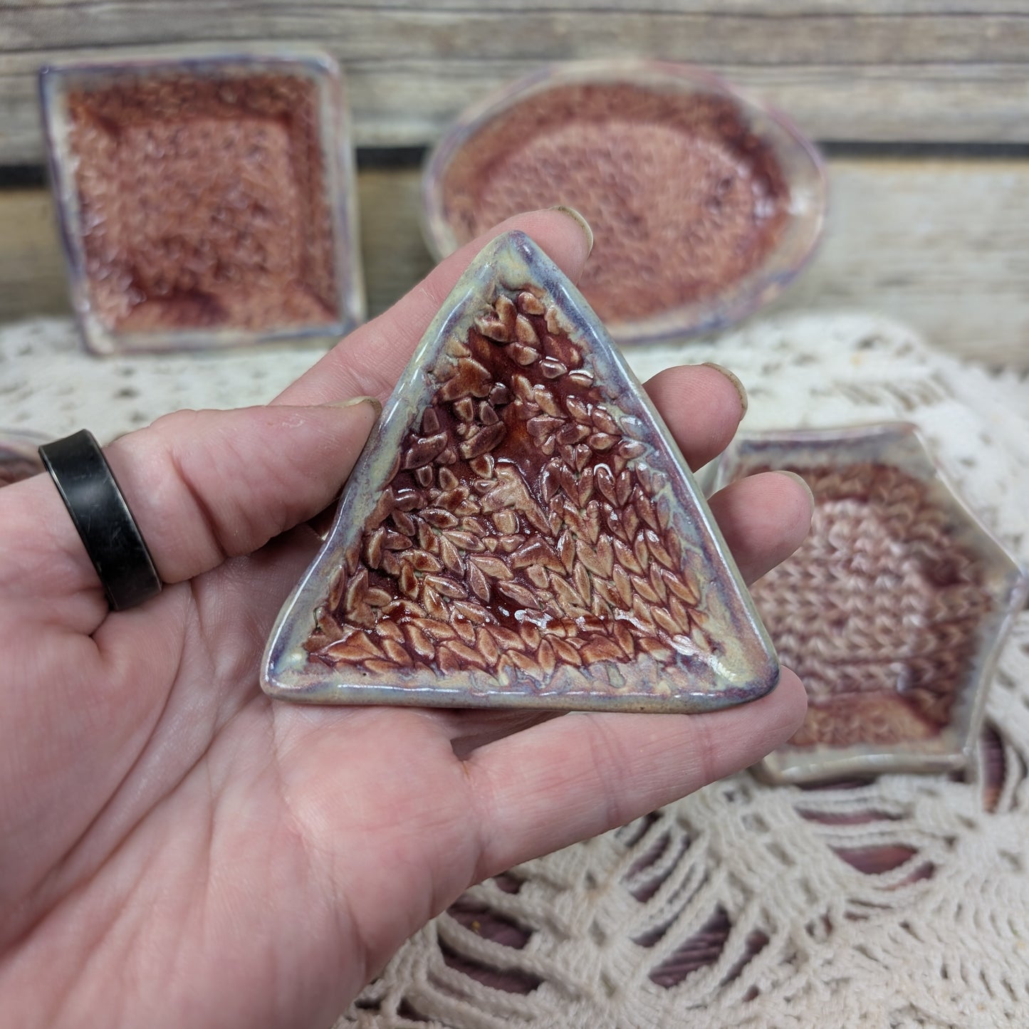 Tiny Trinket dish (knit stitch)