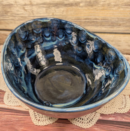 Large serving bowl