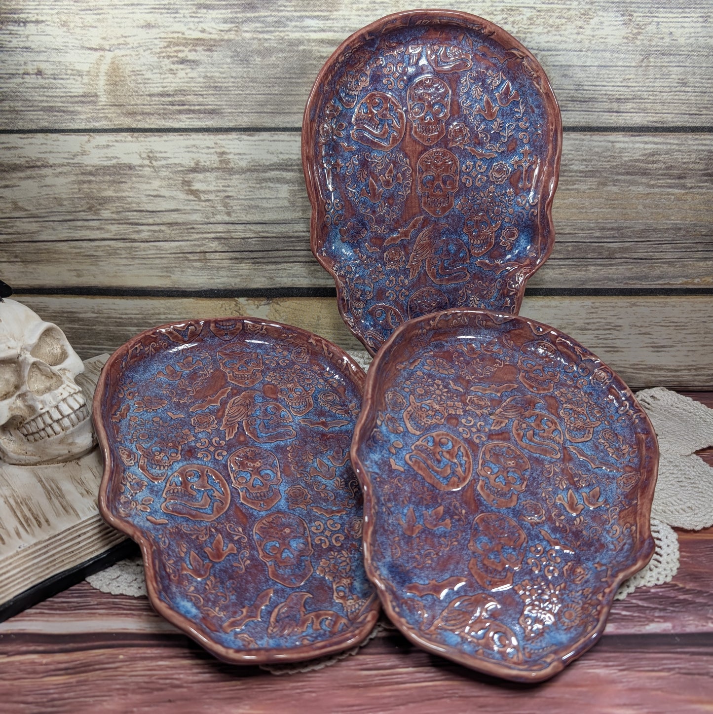 Skull-shaped tray (skulls and sugar skulls)