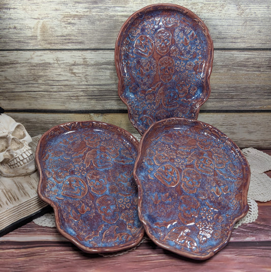 Skull-shaped tray (skulls and sugar skulls)