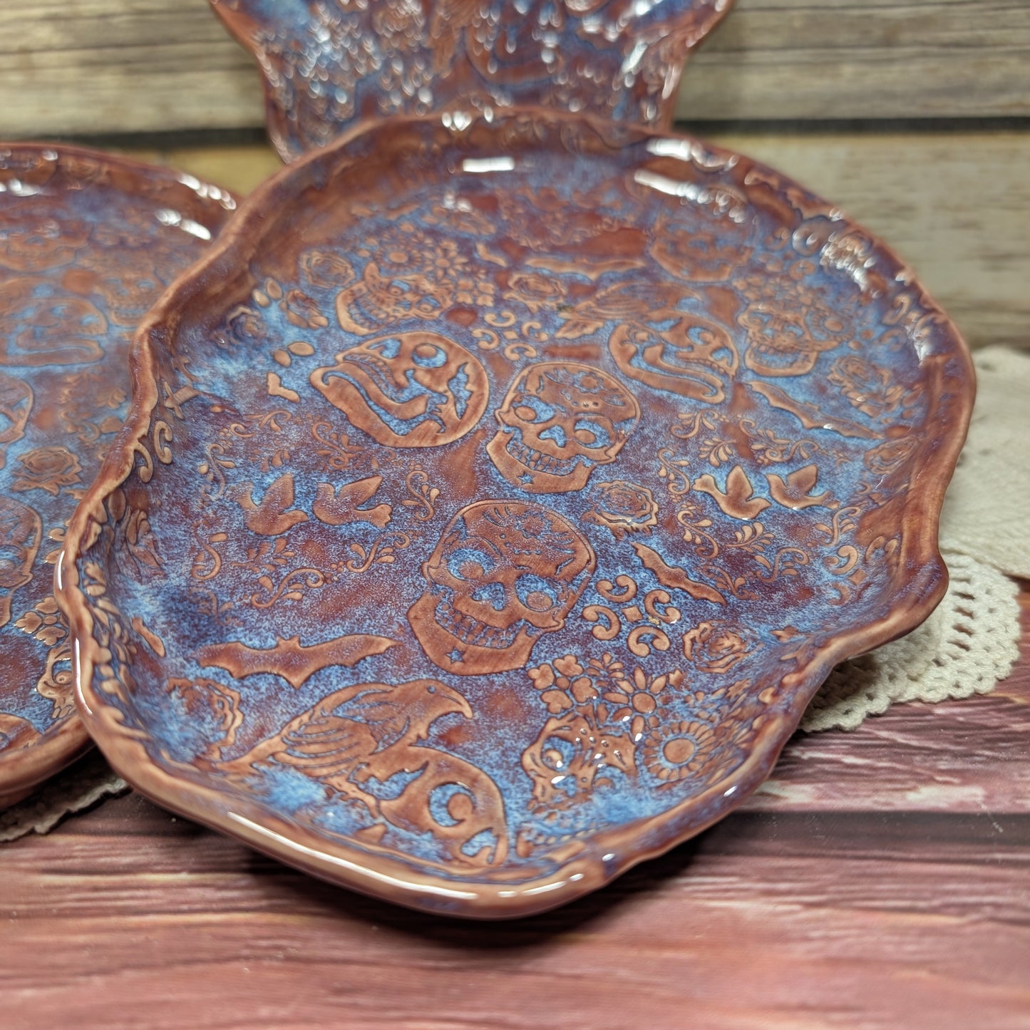 Skull-shaped tray (skulls and sugar skulls)