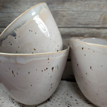 Nesting Mixing bowls (set of three; stoneware)