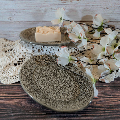 Skull soap dish (oval)