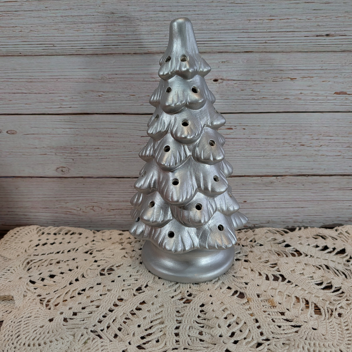 Christmas Tree (color choices, with lights)