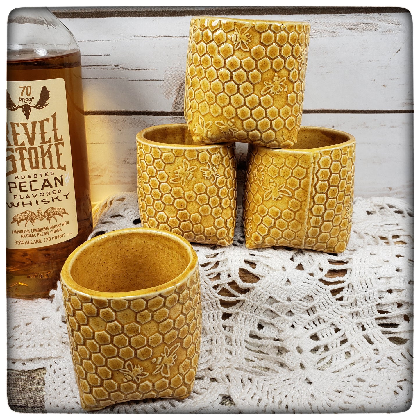 Honeycomb whiskey cup