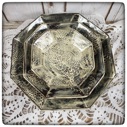 Crocheted Doily Dish (Sharon style; large octagonal)