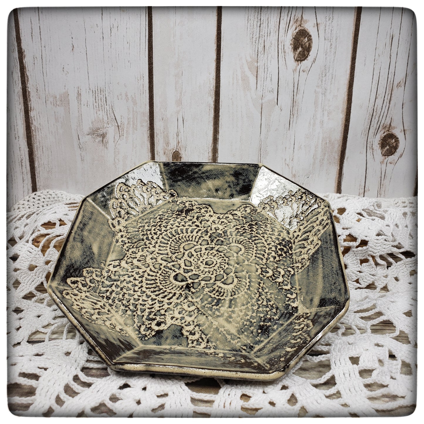 Crocheted Doily Dish (Sharon style; medium octagonal)