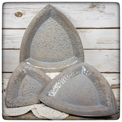 Skull triangle dish (5.5 inch)