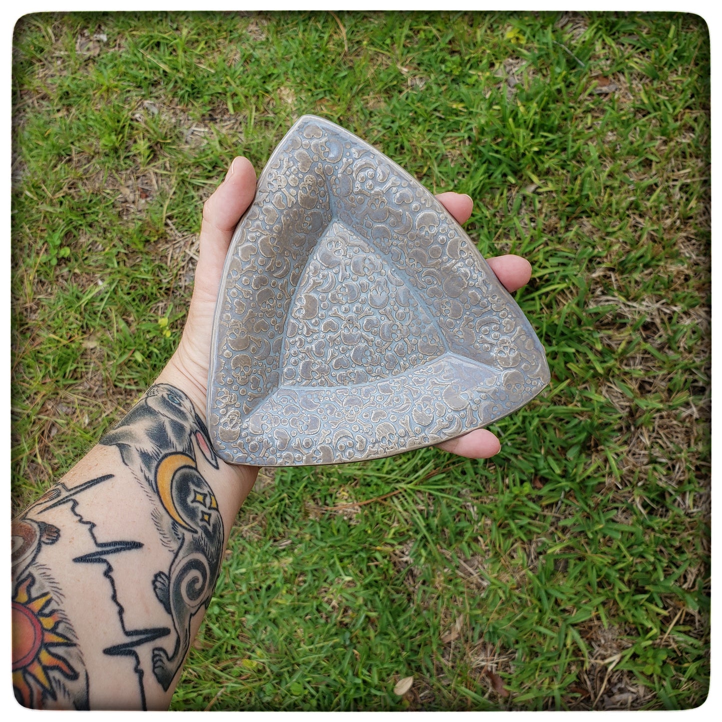 Skull triangle dish (5.5 inch)