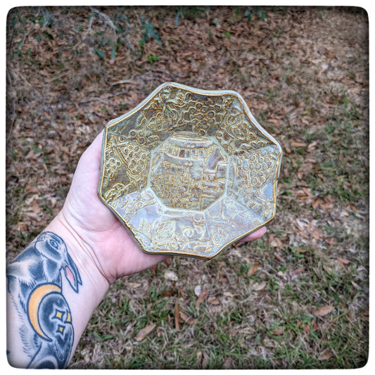 Wine octagon dish (5 inch)