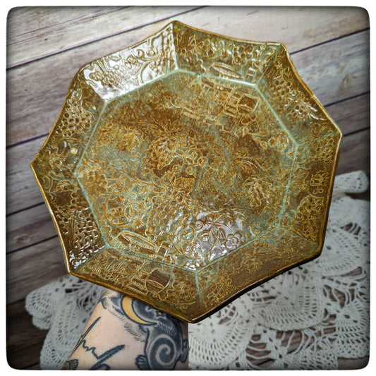 Wine Octagon Dish (9 inch)