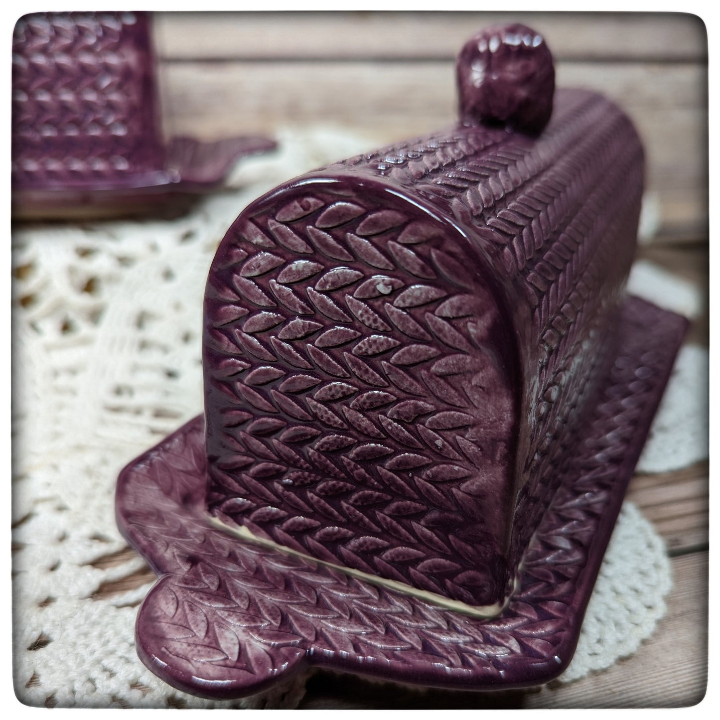 Knit Stitch butter dish
