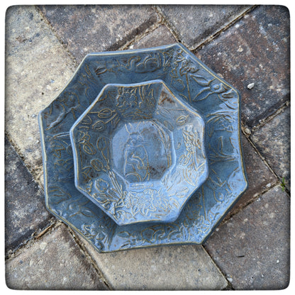 Rabbit octagon dish (7 inch)