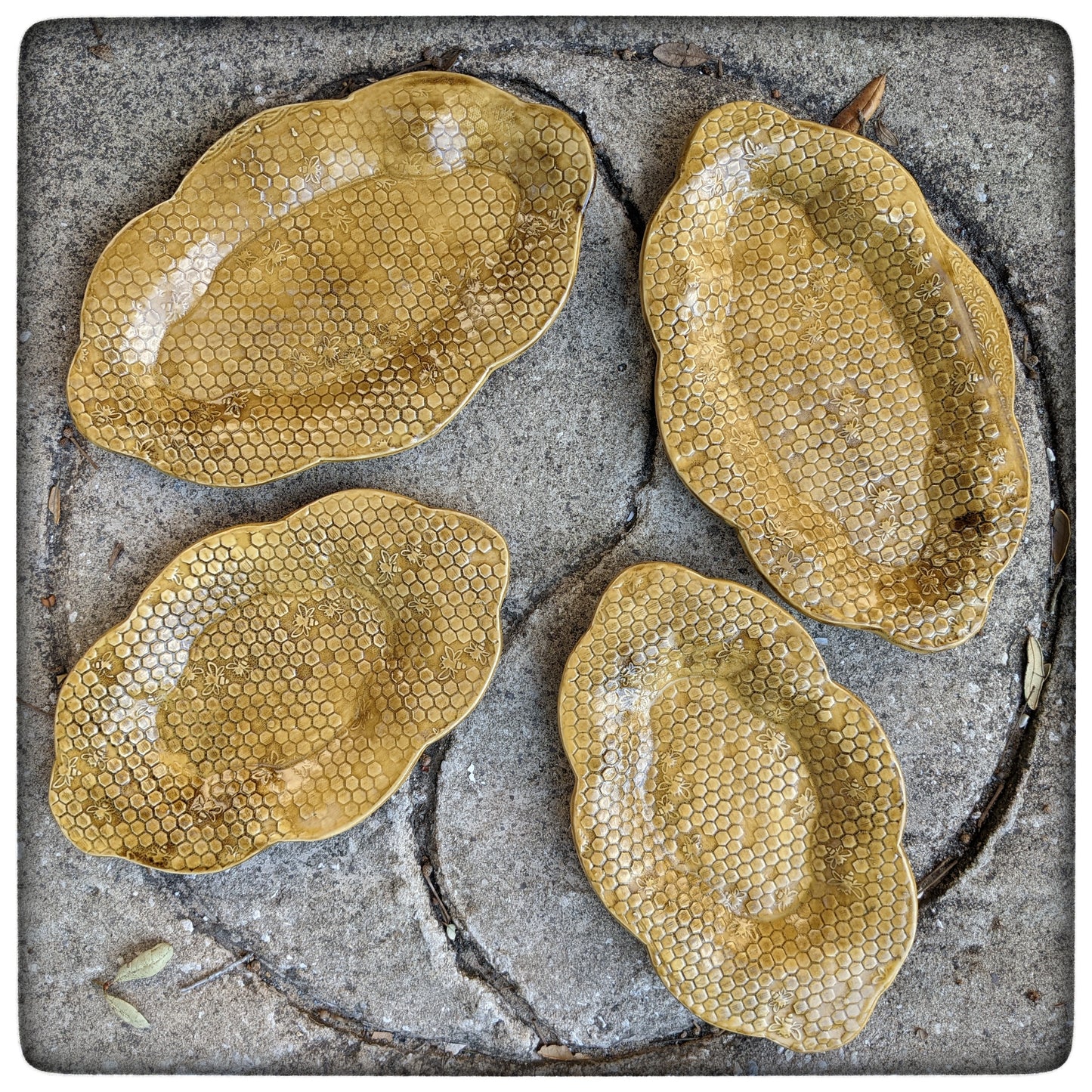 Honeycomb Oval Nesting dishes