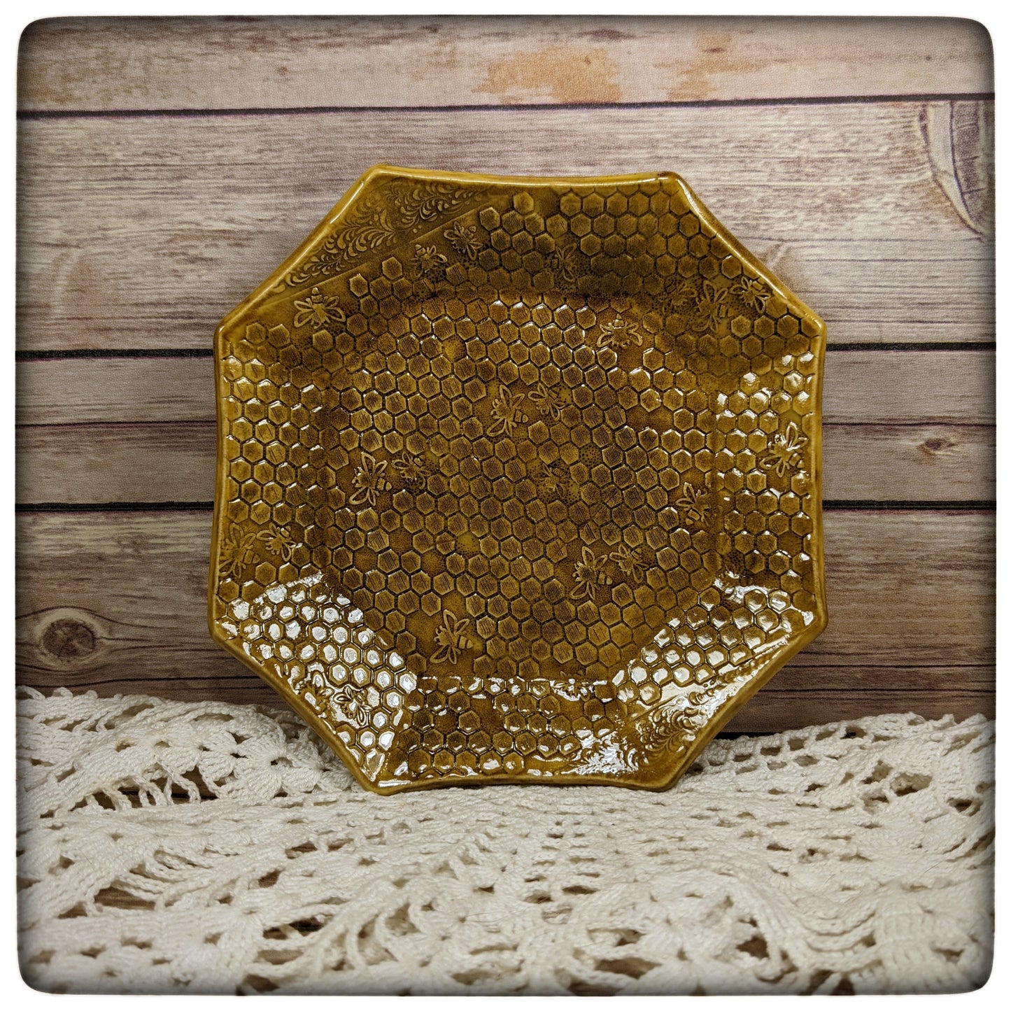 Honeycomb Octagon Dish (7 inch)